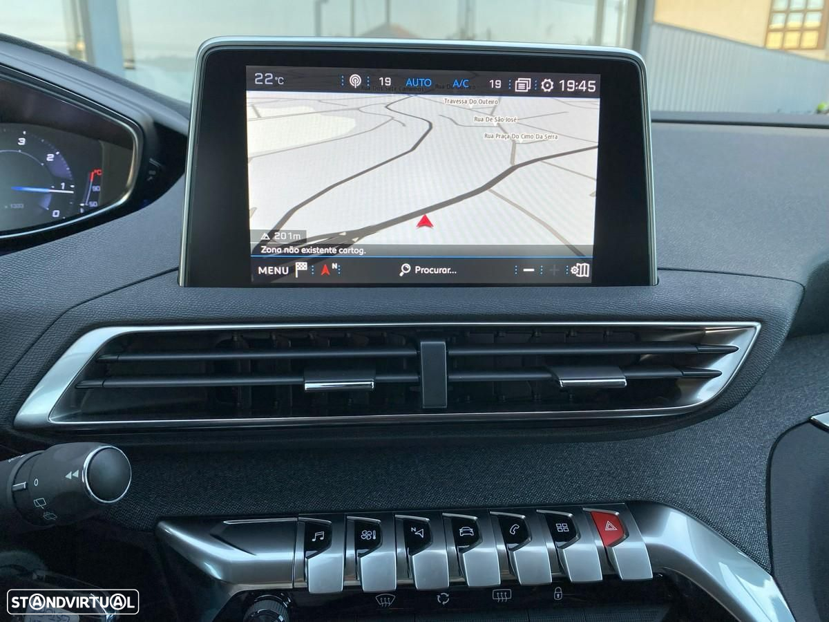 Peugeot 3008 1.5 BlueHDi Allure - 17