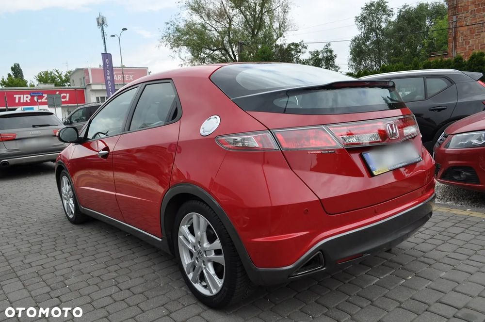 Honda Civic 1.8 Comfort - 11