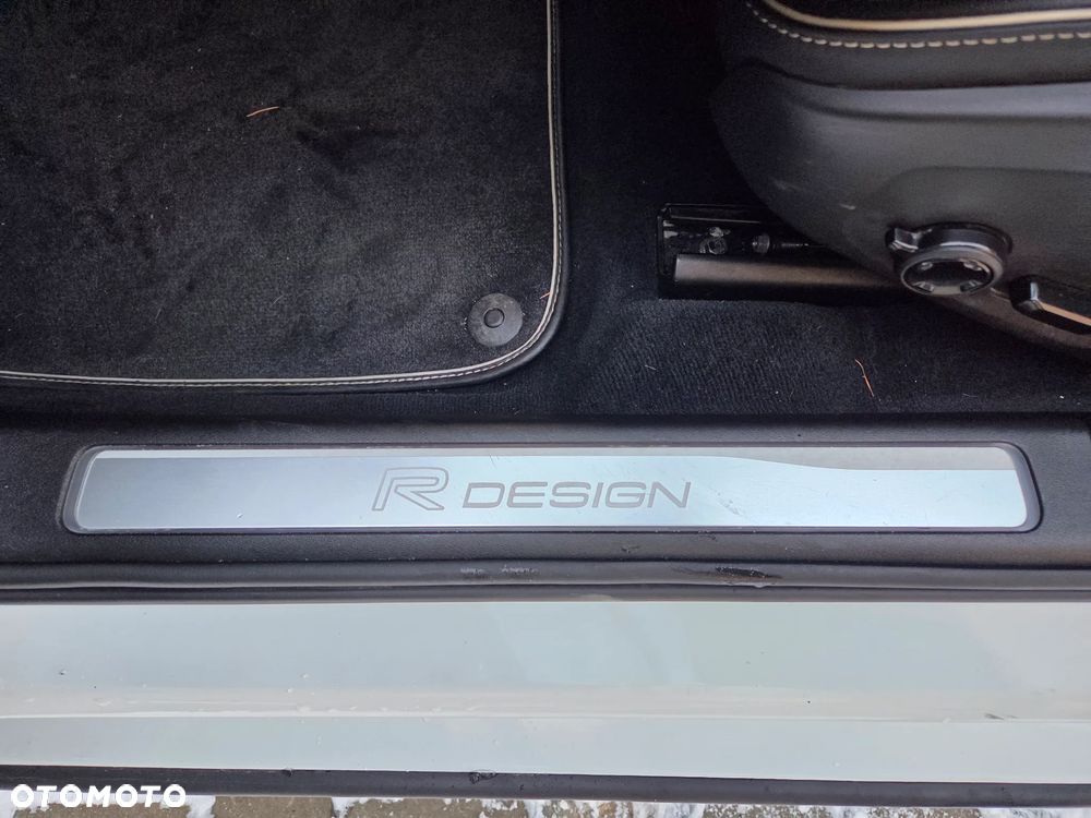 Volvo V90 D4 SCR AWD R-Design - 39