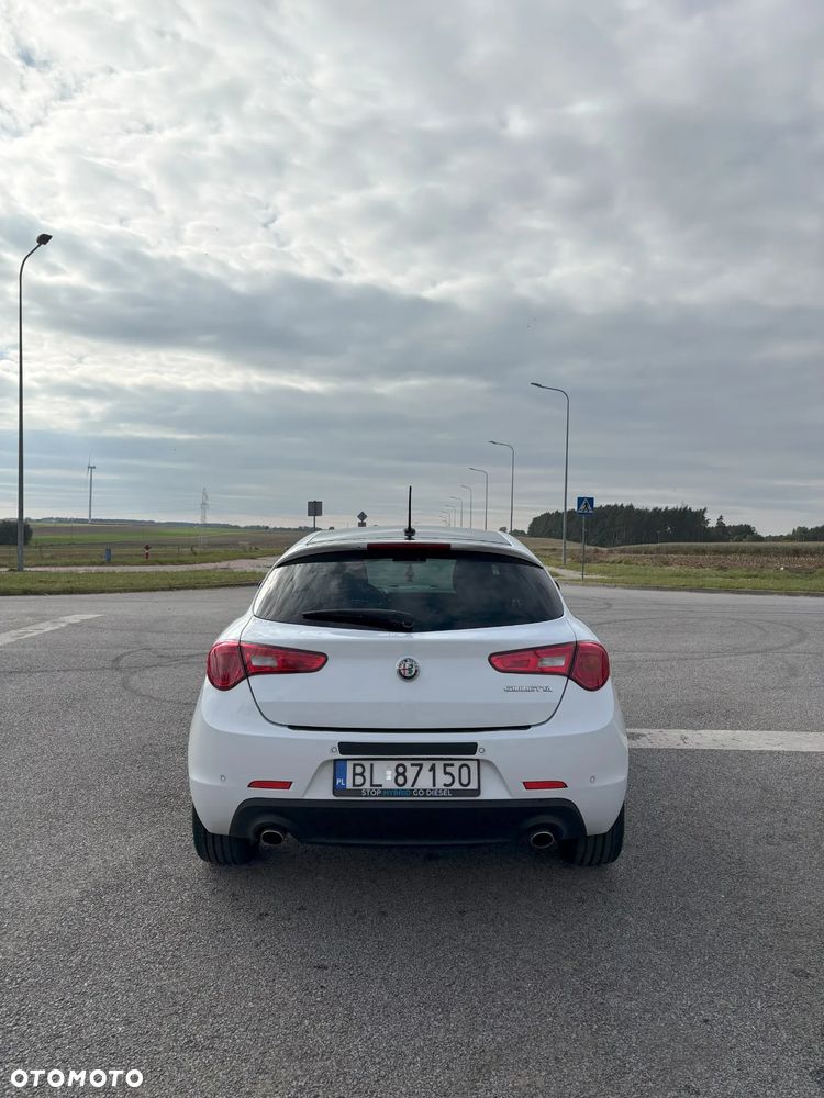 Alfa Romeo Giulietta 2.0 JTDM 16V Veloce - 8