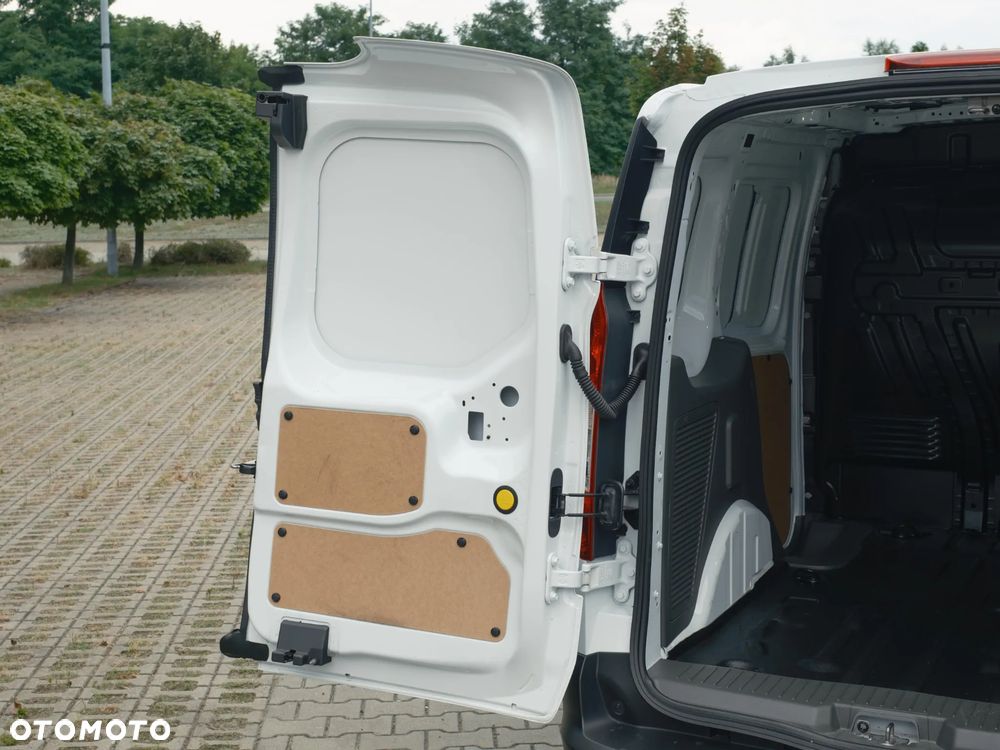 Ford Transit Connect - 9