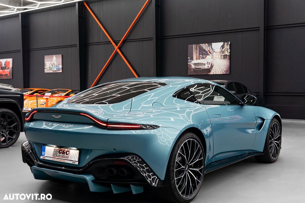 Aston Martin V8 Vantage Standard - 26