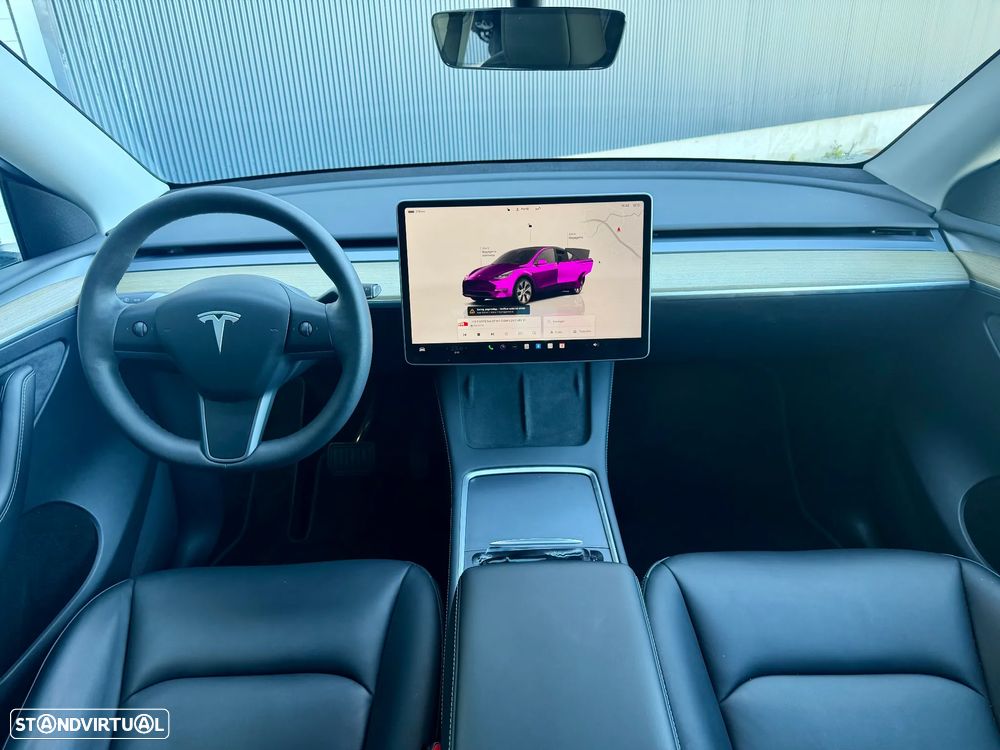 Tesla Model Y RWD - 10