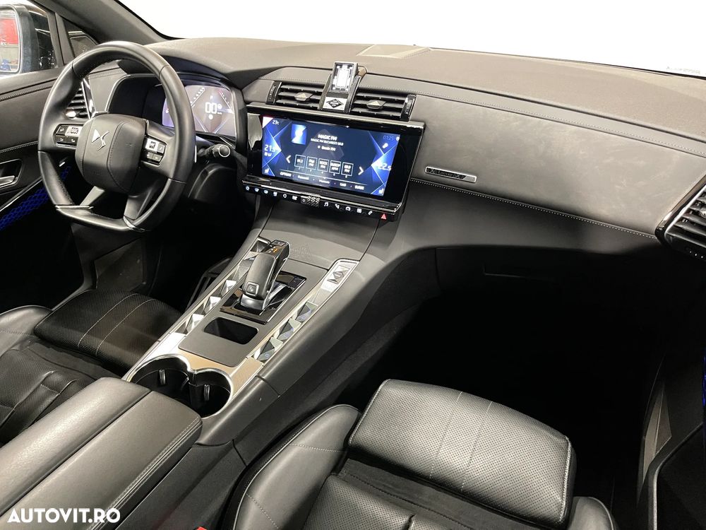 DS Automobiles DS 7 Crossback - 11