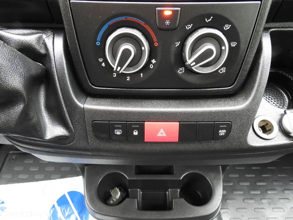 Peugeot BOXER FURGON CHŁODNIA  -5*C DWIE KOMORY  TEMPOMAT KLIMATYZACJA  120KM - 38