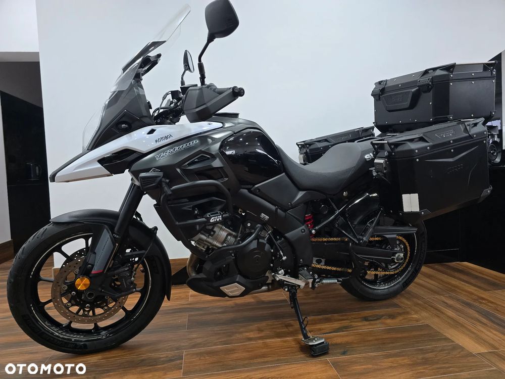 Suzuki DL - 6