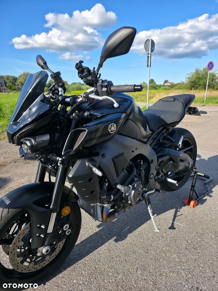 Yamaha MT - 2
