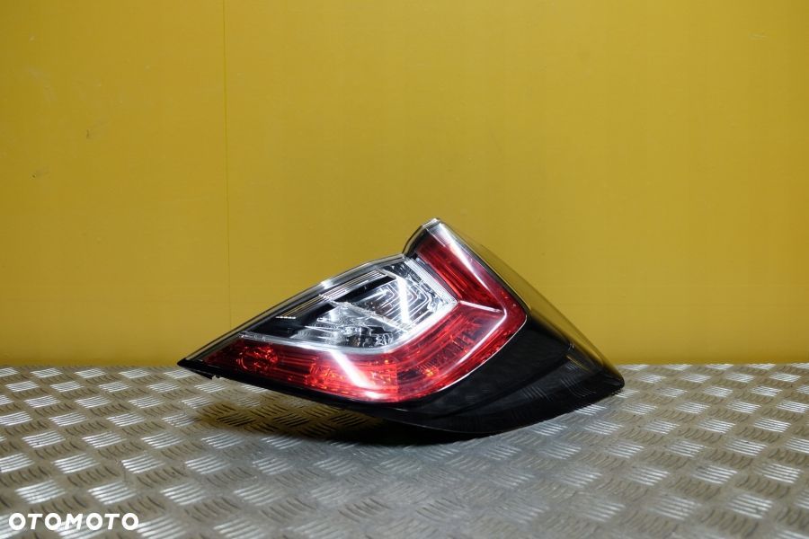 HONDA CIVIC X HB 2017- LAMPA TYŁ PRAWA EU - 1