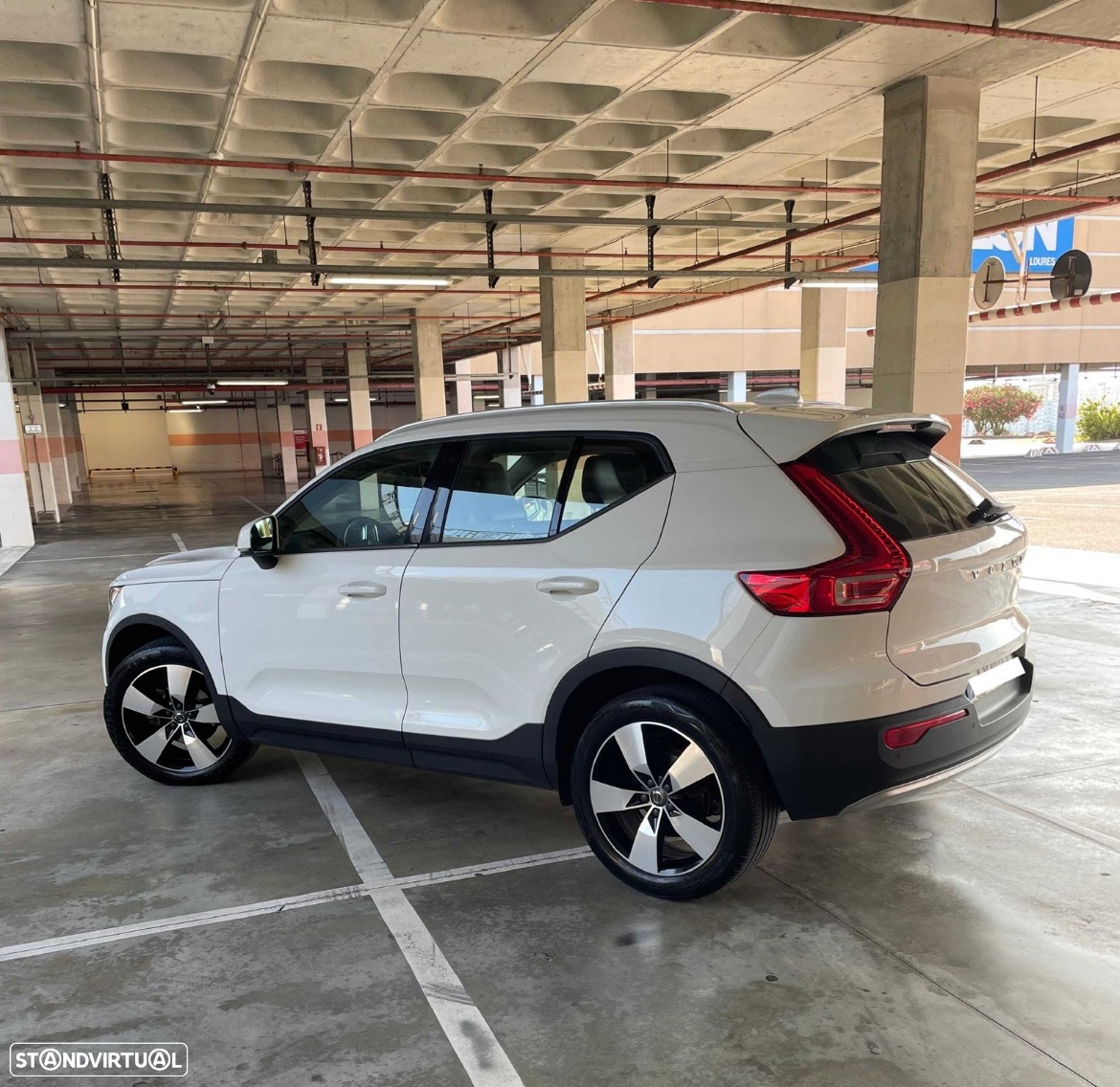 Volvo XC 40 2.0 D3 Momentum Geartronic - 2