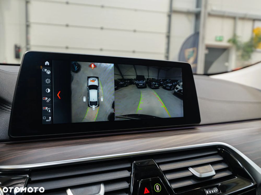 BMW Seria 6 640i xDrive - 24