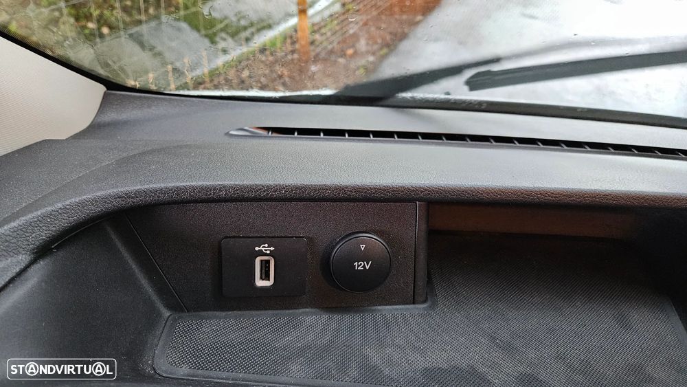 Ford Transit Custom LONGA L2H1 2.0 TDCI 3L - 26