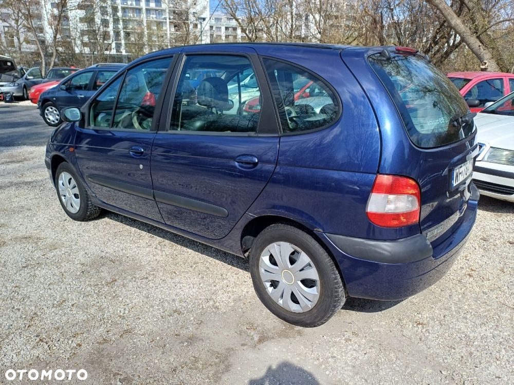 Renault Scenic - 4