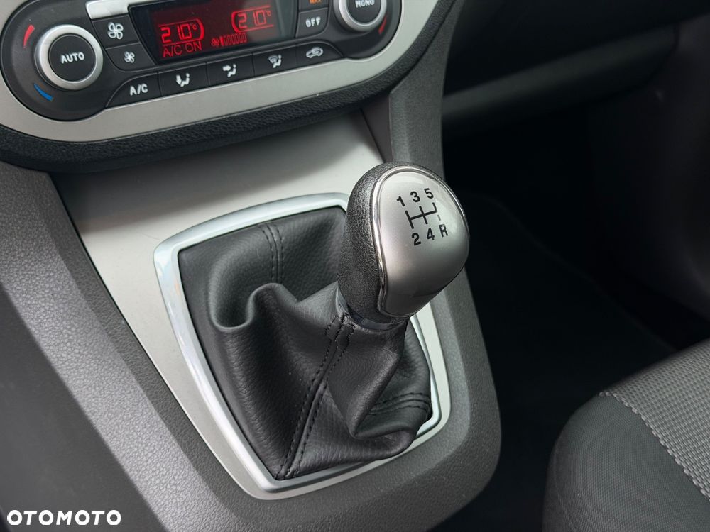 Ford C-MAX 1.8 Style - 24