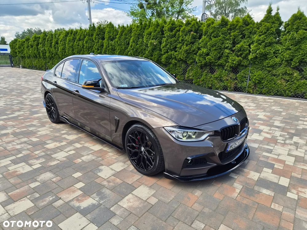 BMW Seria 3 328i - 1