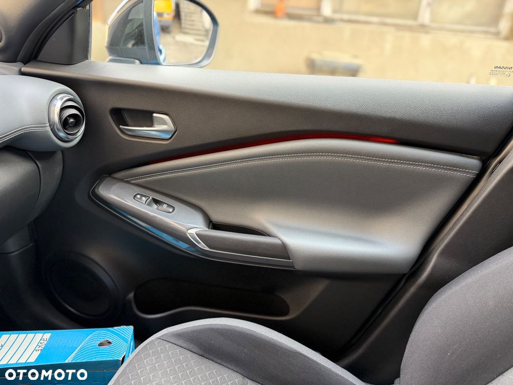 Nissan Juke 1.0 DIG-T N-Connecta DCT - 38