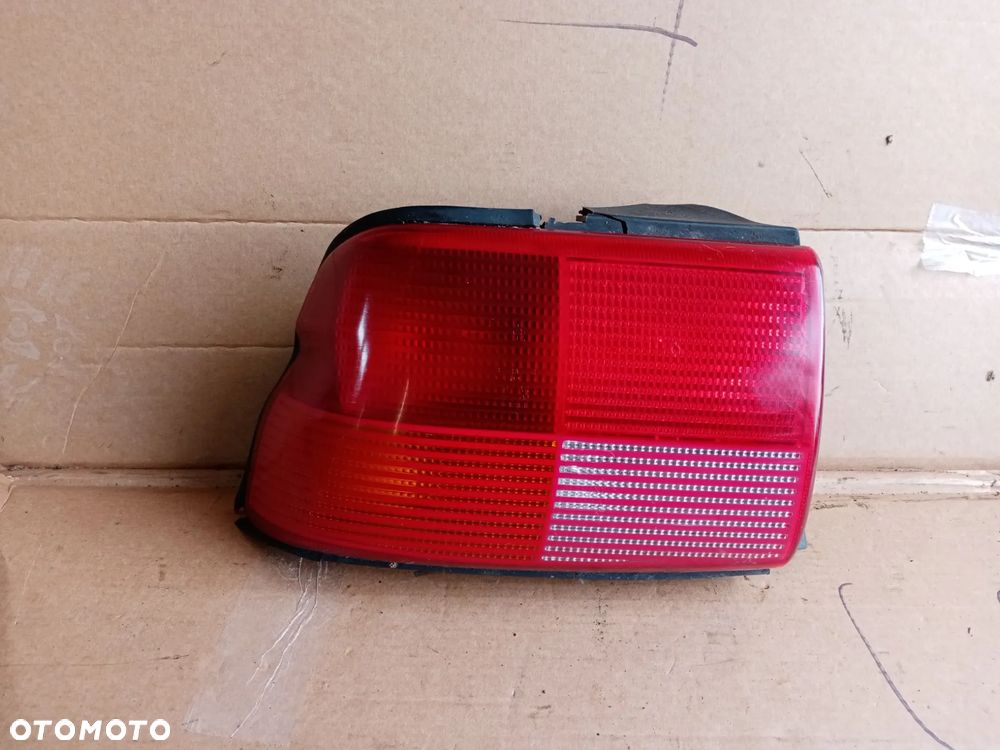 Lampa lewy tył tylna lewa Ford Escort MK7 Cabrio 93AG-13N004-BA - 1