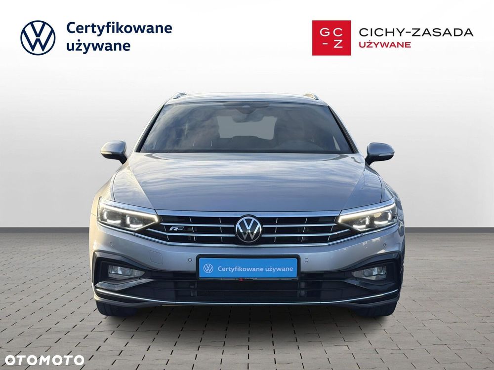 Volkswagen Passat - 8