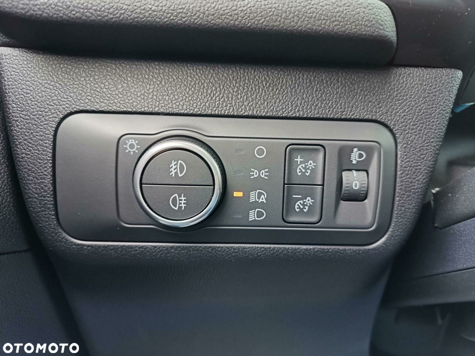 Ford Kuga - 26