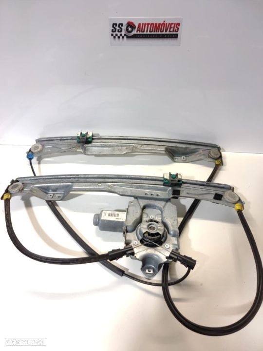 Elevador Vidro c/motor Esq Renault Clio 3 III  3P - 1