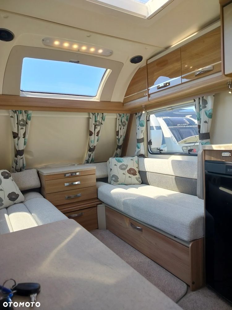 SWIFT Challenger 480 - 5
