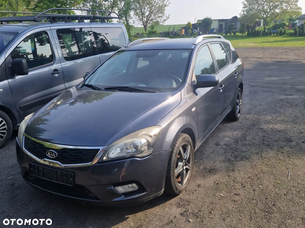Kia Ceed 1.4 L - 1