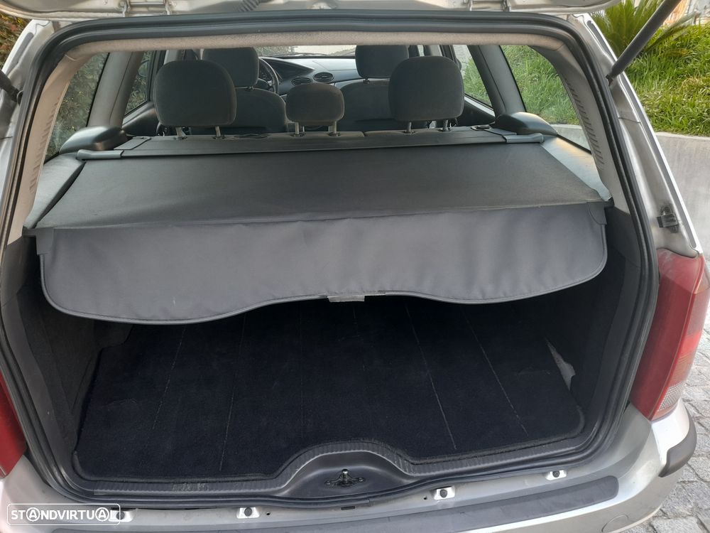 Ford Focus 1.8 TDCi Ghia - 7