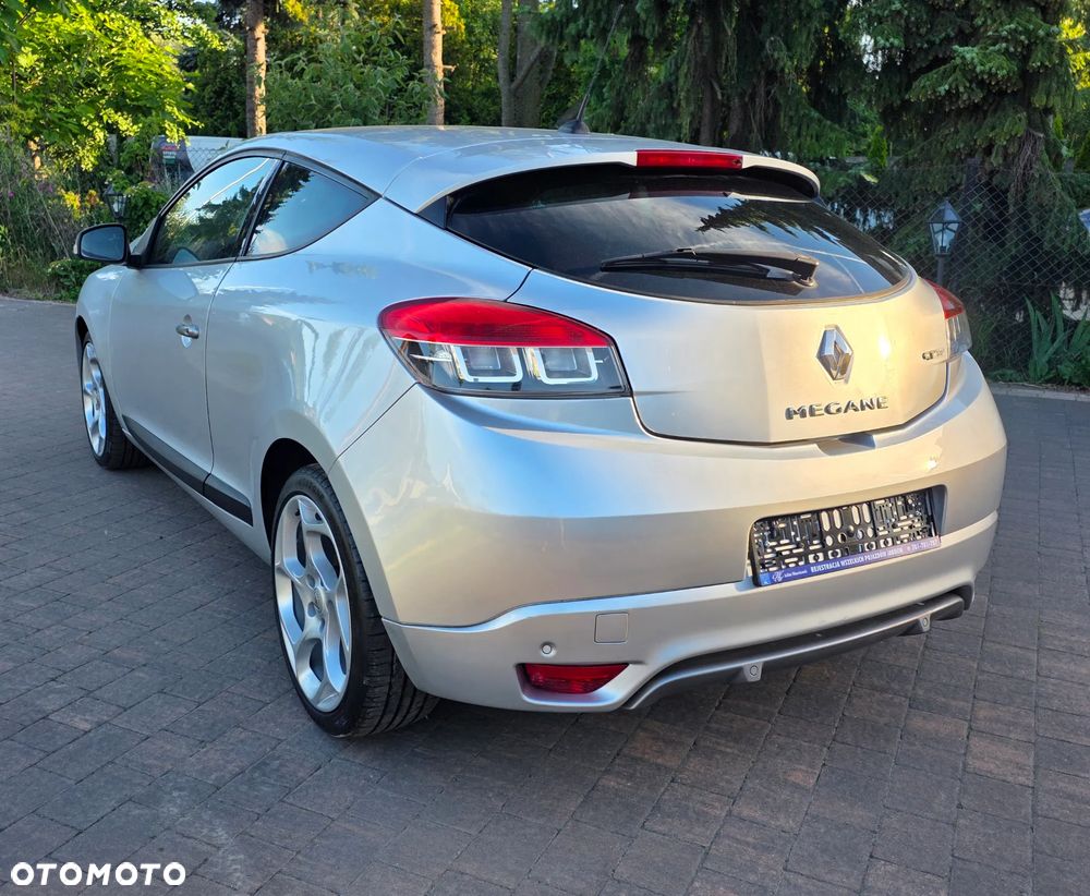 Renault Megane 2.0 dCi GT Robert Kubica - 5