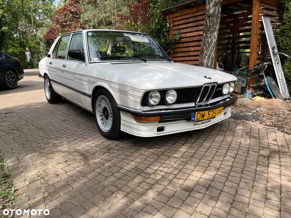 BMW Seria 5 528 i - 2