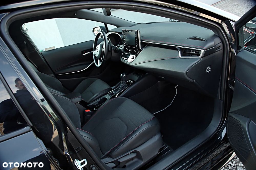 Toyota Corolla 2.0 Hybrid Executive - 20