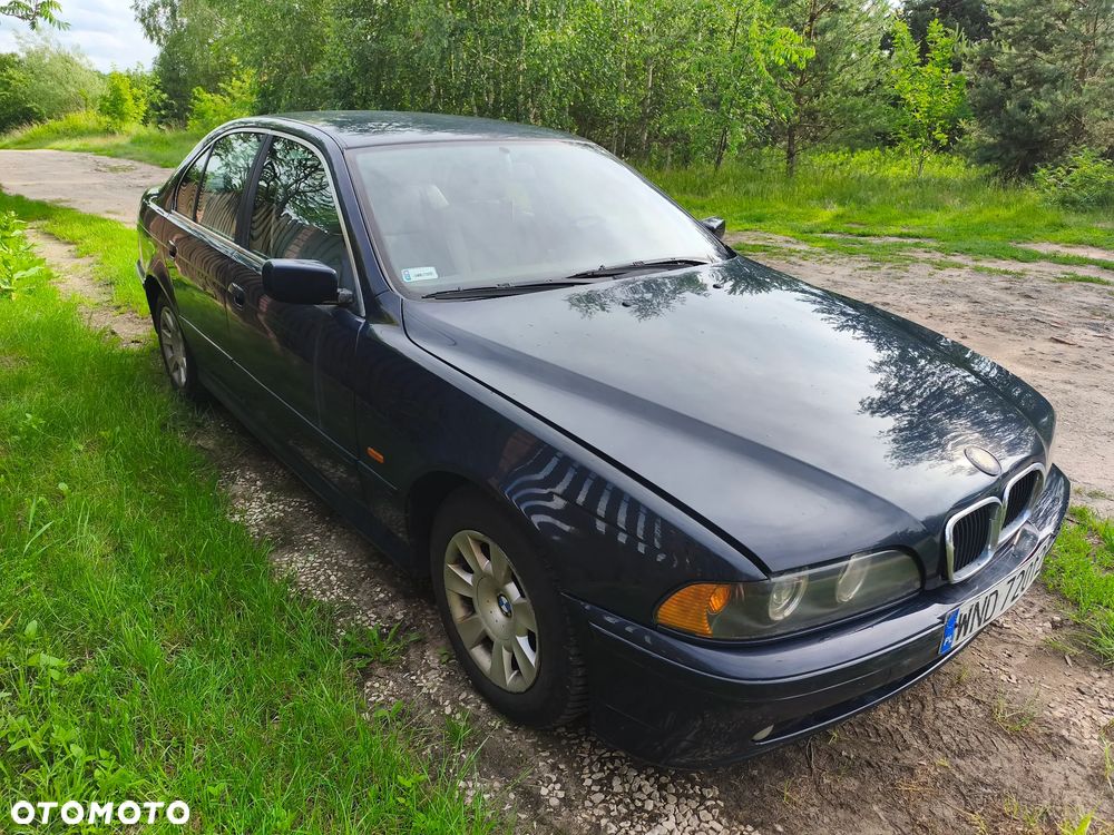 BMW Seria 5 525d - 4