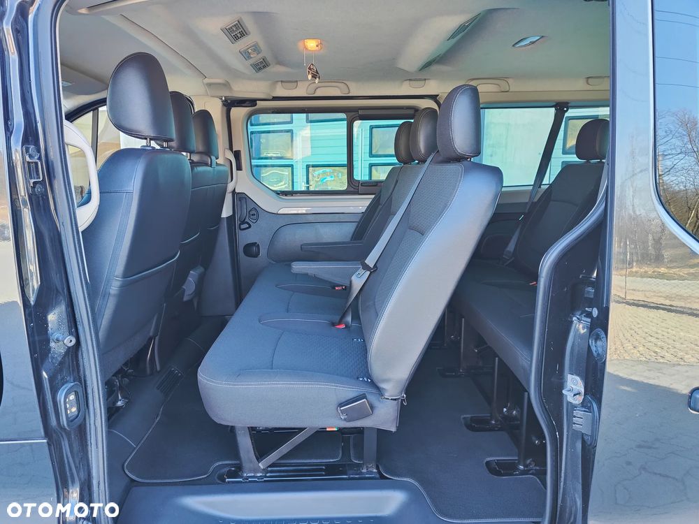Opel Vivaro - 17