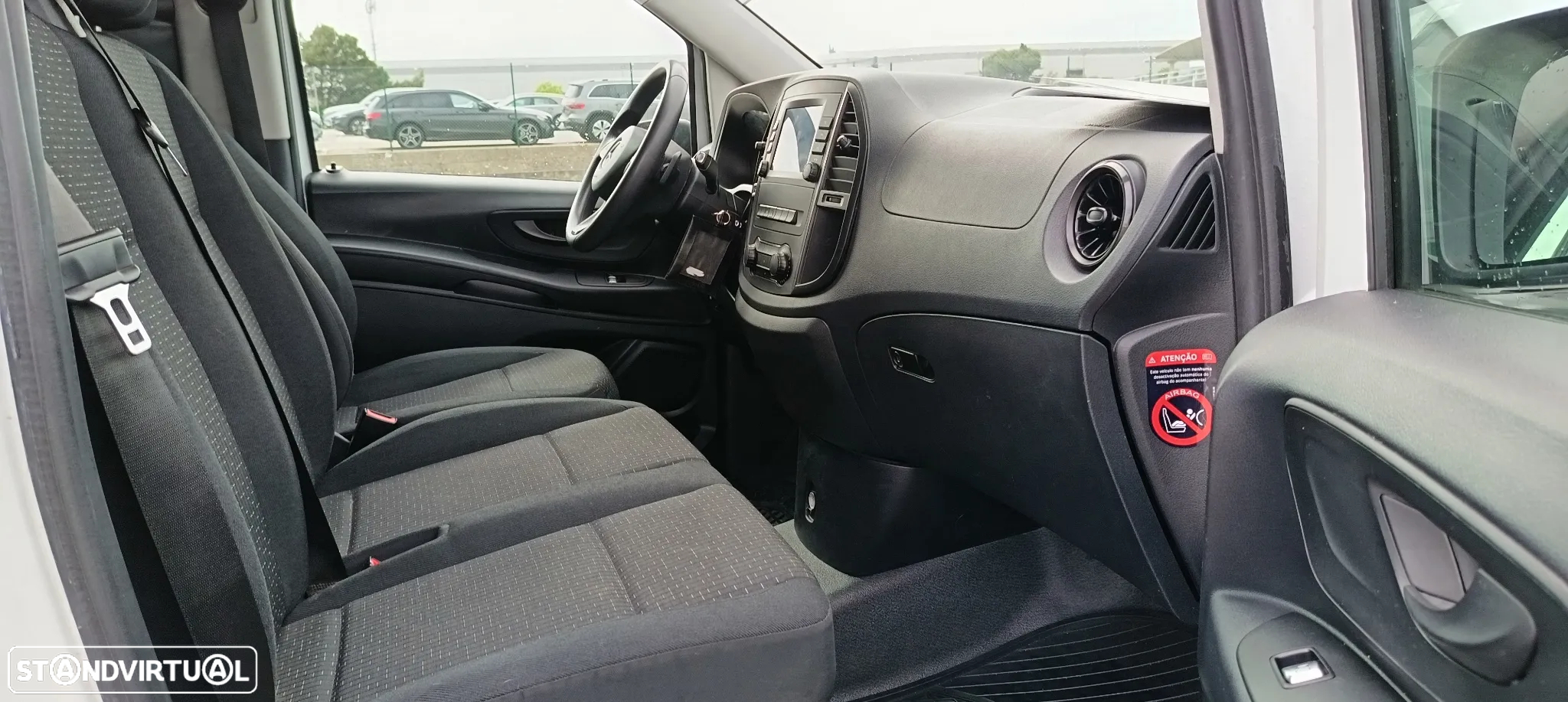 Mercedes-Benz Vito 116 CDI Furgão Standard - 16