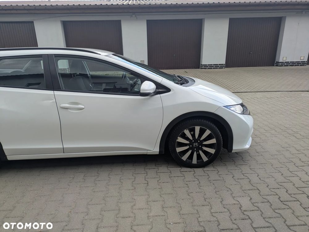 Honda Civic 1.6 i-DTEC Lifestyle Black Edition - 22