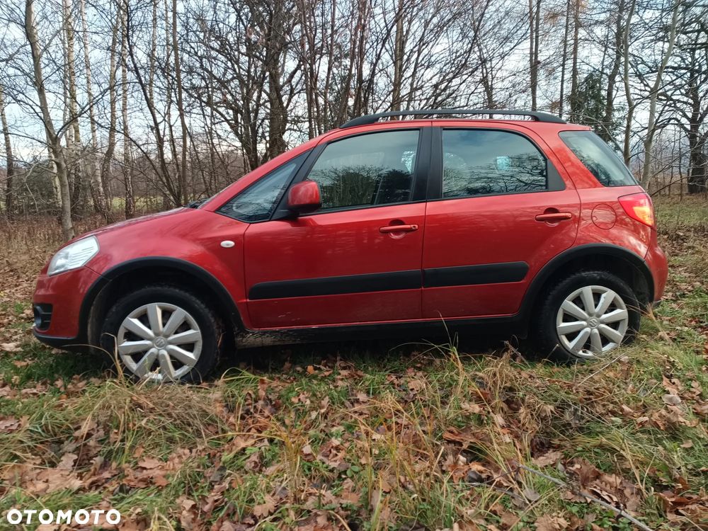 Suzuki SX4 1.6 Comfort 4WD - 2