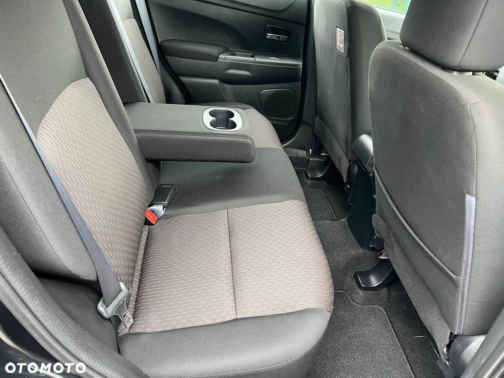 Mitsubishi ASX 1.6 2WD Edition 100+ - 33