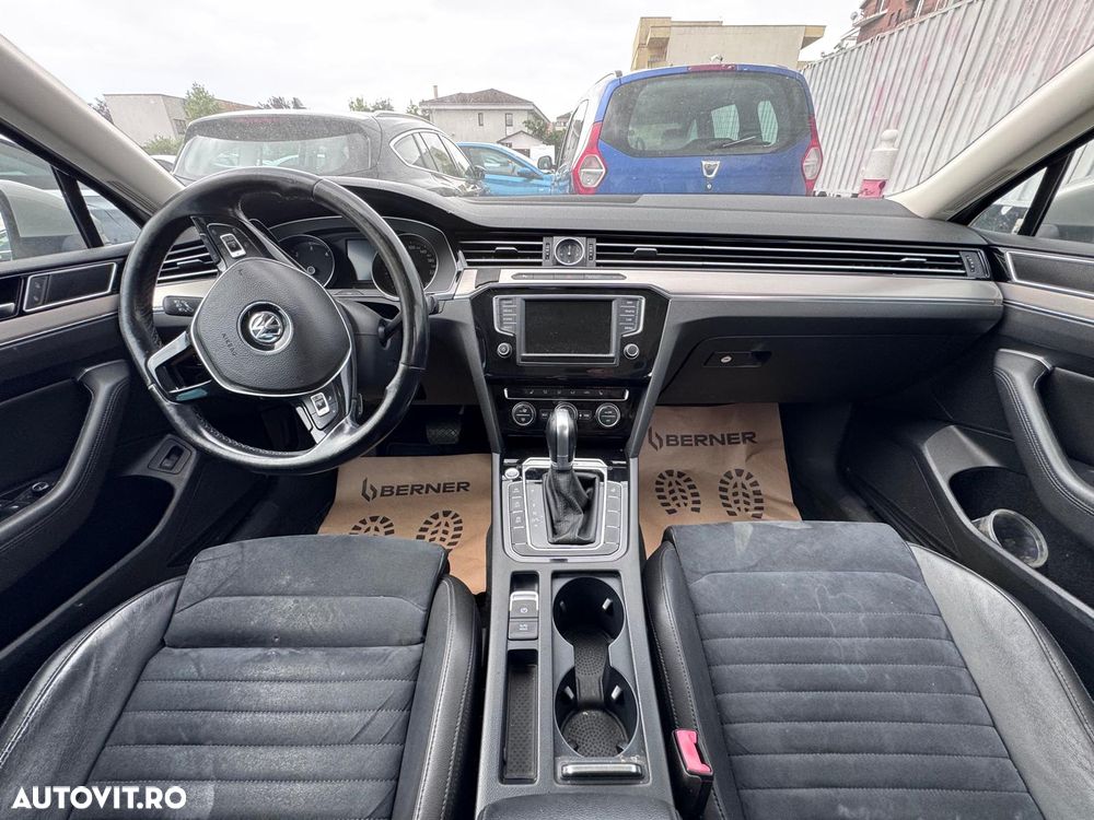 Volkswagen Passat 2.0 TDI DSG 4Motion Highline - 21