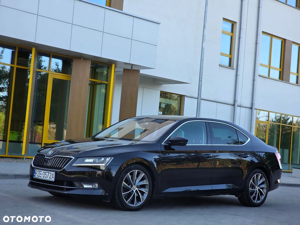 Skoda Superb 2017 photo 2