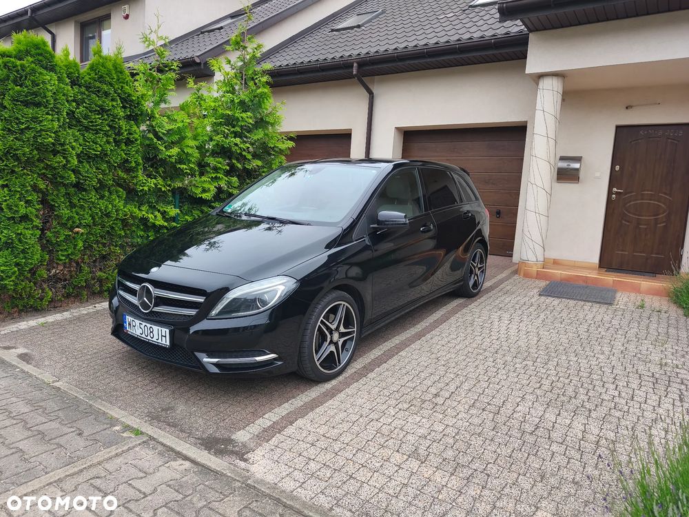 Mercedes-Benz Klasa B 200 AMG Line