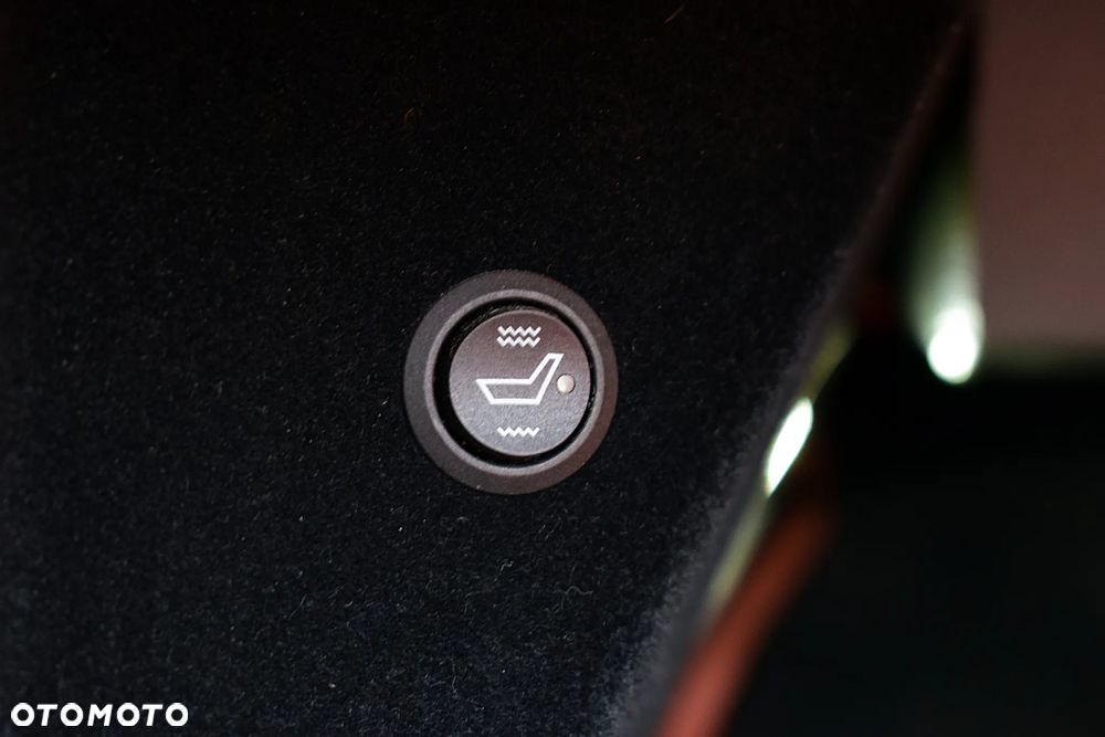 Morgan Plus Four - 12