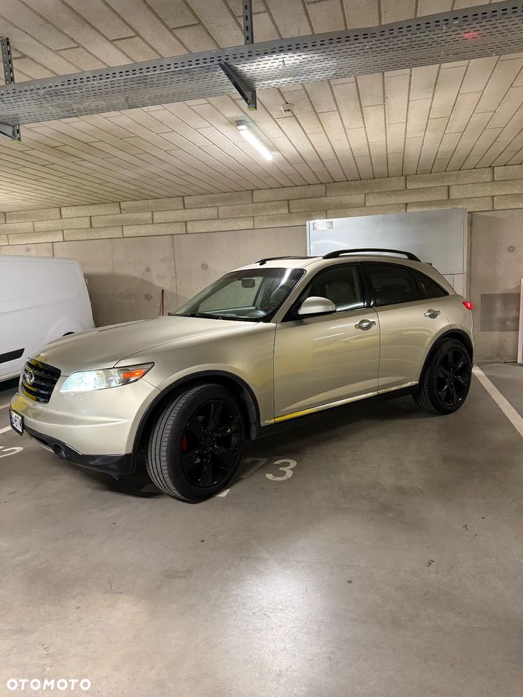 Infiniti FX - 7