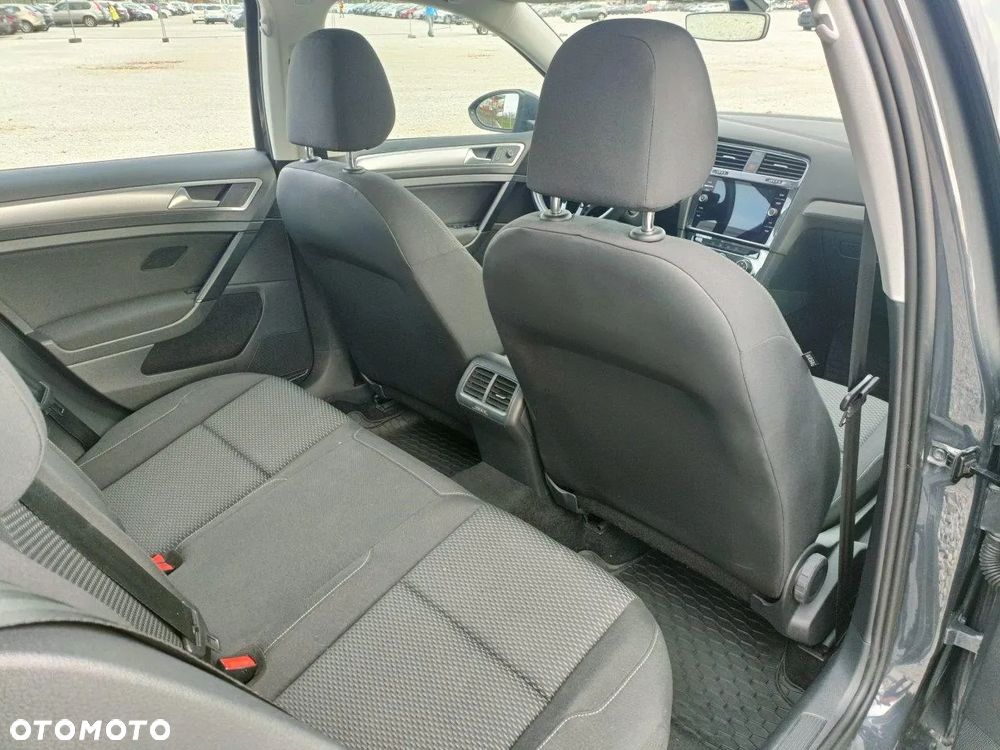 Volkswagen Golf 1.0 TSI BMT Trendline - 11