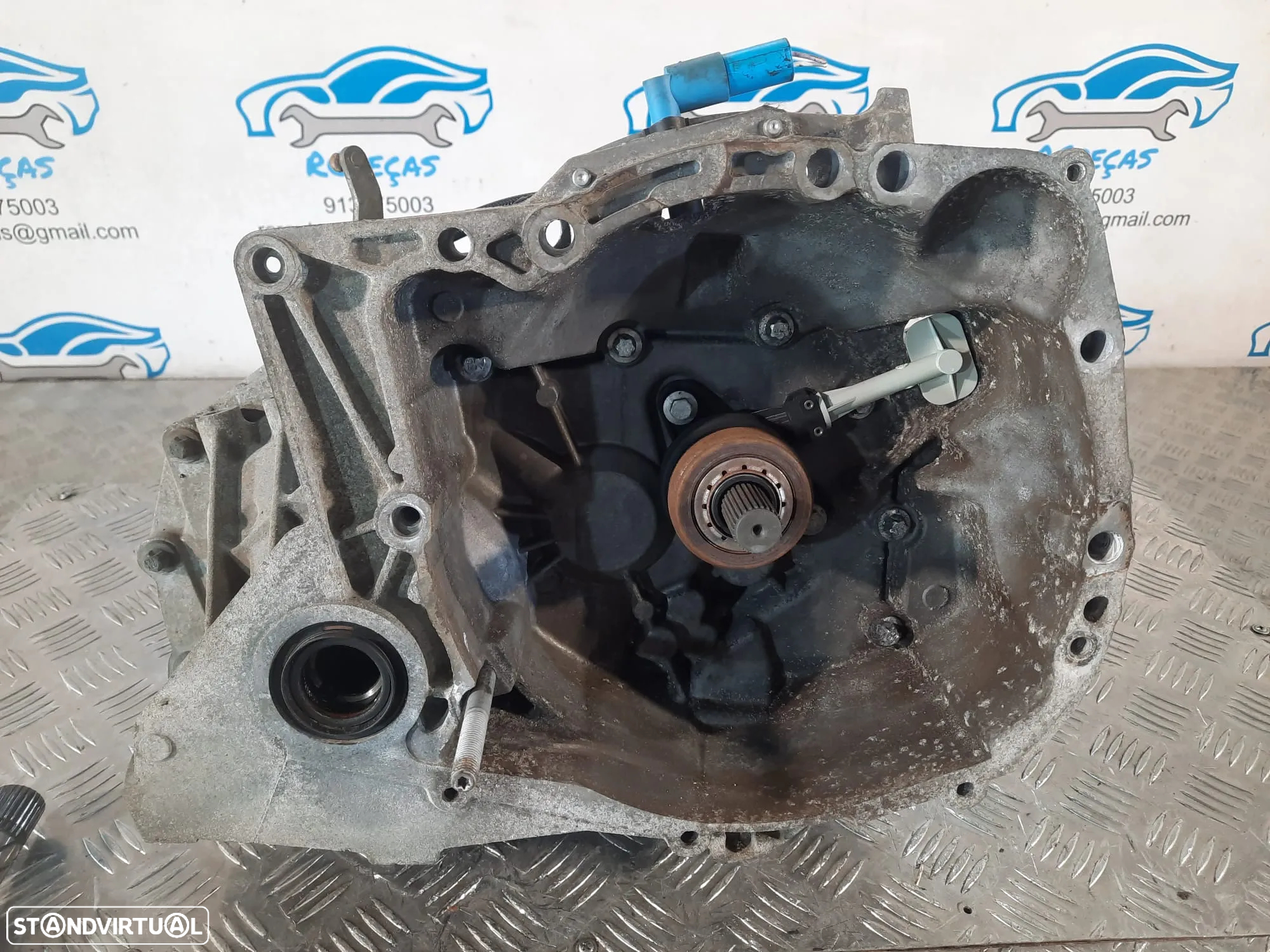 CAIXA VELOCIDADES MANUAL RENAULT MODUS 1.2i TCE 16V 78CV D4F764 D4FH764 JH3128 421710 RENAULT GRAND MODUS CLIO III 3 MK3 TWINGO II 2 MK2 - 2