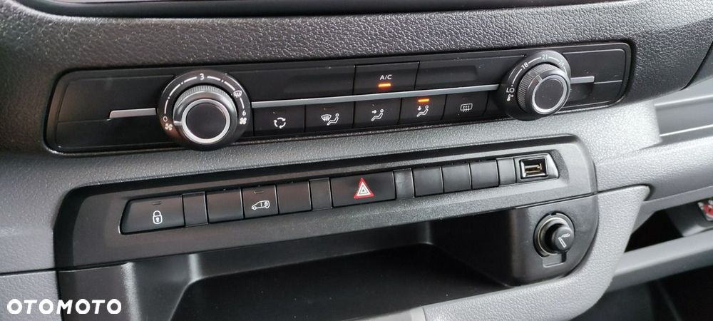 Toyota ProAce - 32