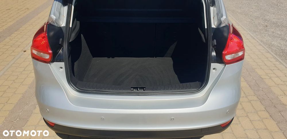 Ford Focus - 9