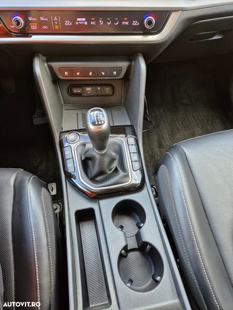 Kia Sportage 1.6 T-GDI 6MT 4x2 Business Line - 10