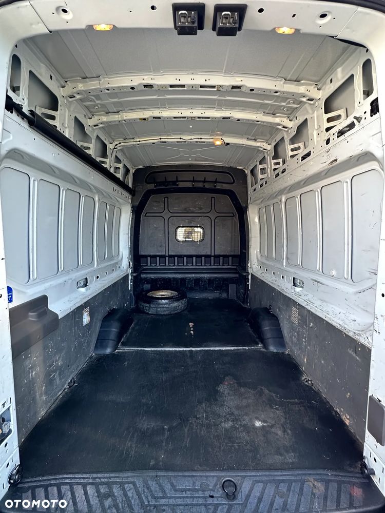 Ford Transit - 6
