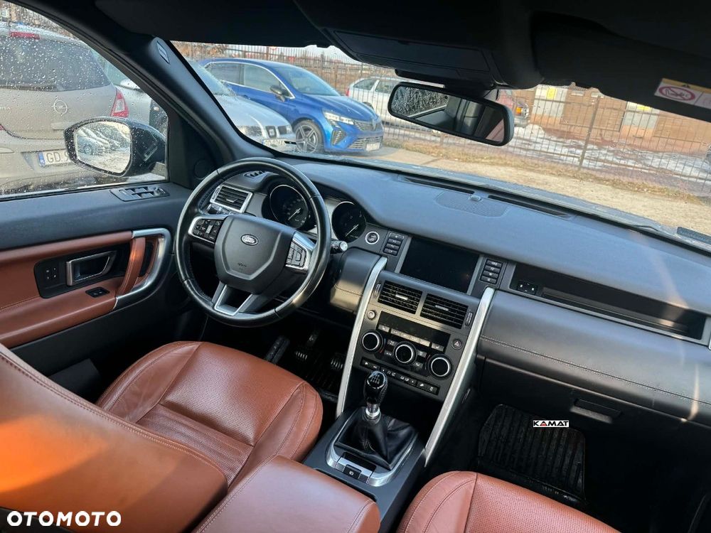 Land Rover Discovery Sport TD4 HSE Luxury - 6