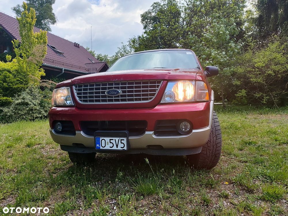 Ford Explorer - 4