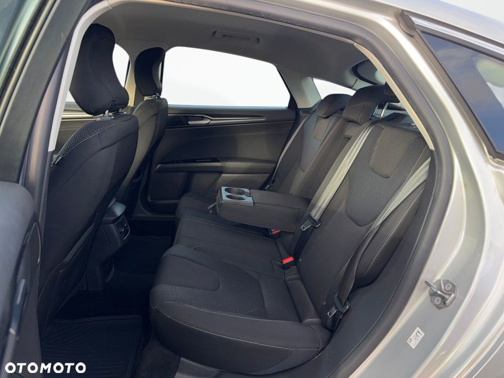 Ford Mondeo 2.0 EcoBlue Titanium - 13