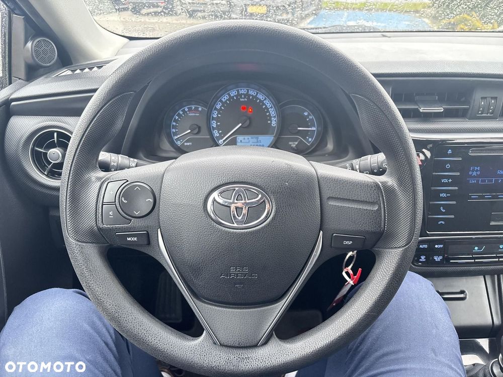 Toyota Auris 1.33 VVT-i Active - 19